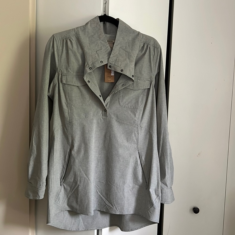 Duluth Trading Company Gray Sol Survivor Tunic